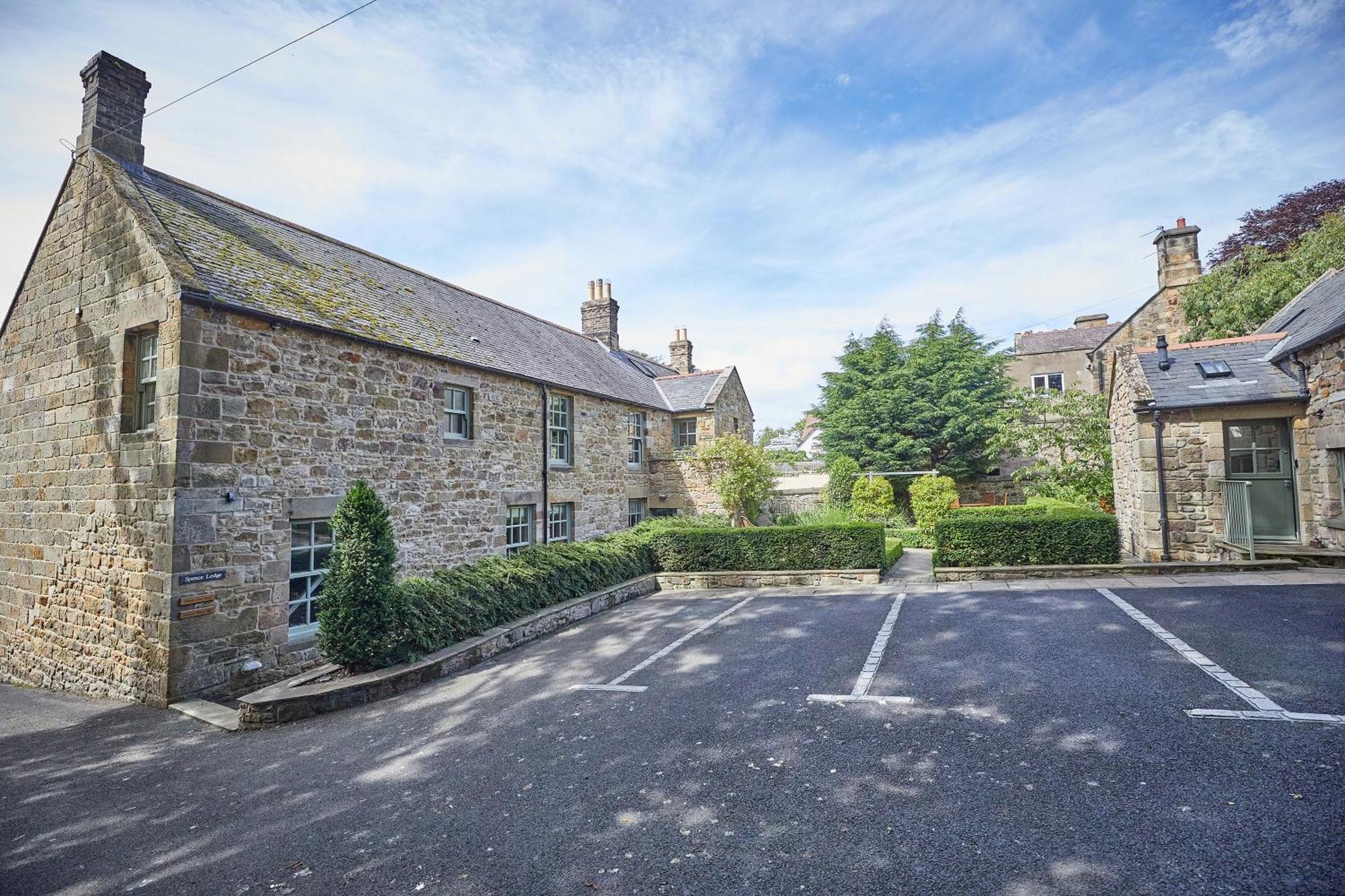 Spence Lodge: Beautiful 2-Bedroom Stone Cottage Alnmouth Ngoại thất bức ảnh